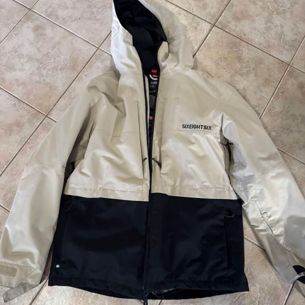 Men’s large 686 Snowboard jacket